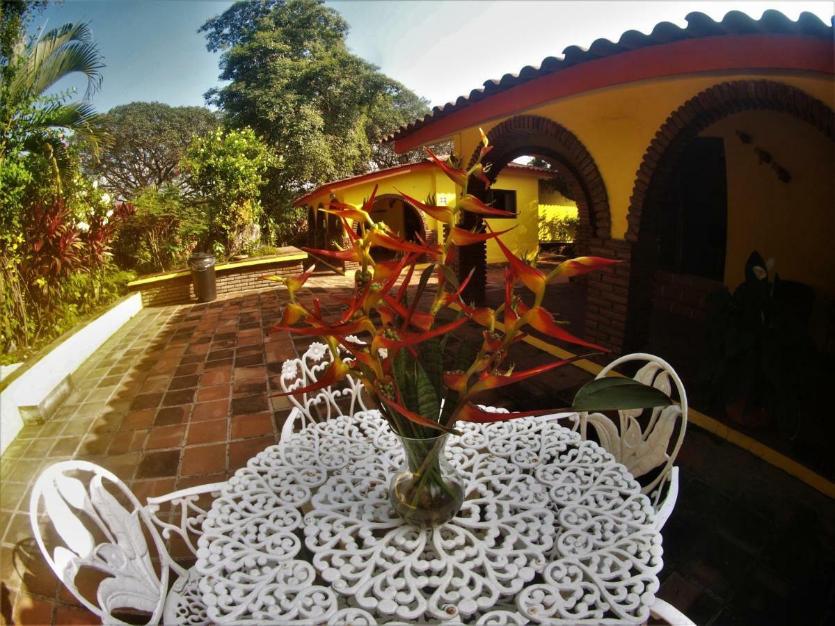 Quinta Comala Hotel & Villas Exterior foto